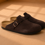 Men's Suede Clogs – Relaxed Style